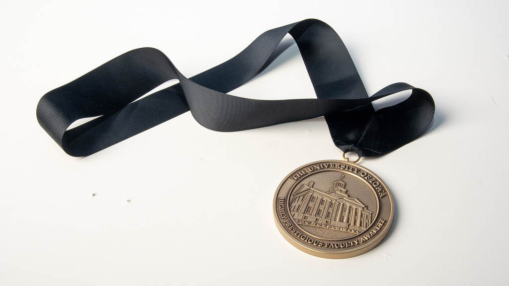 UI faculty award medallion 